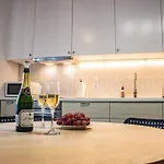Spacious With 3 Meter Ceilings, Powisle, The Old Town Appartement Varsovie